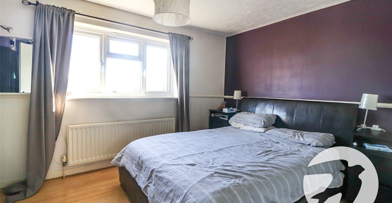 2 bedroom house for sale in Erith | Robinson Jackson