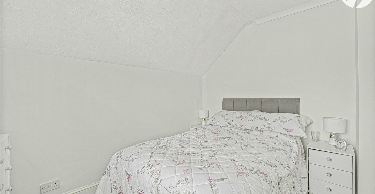 3 bedroom house for sale in Dartford | Robinson Jackson