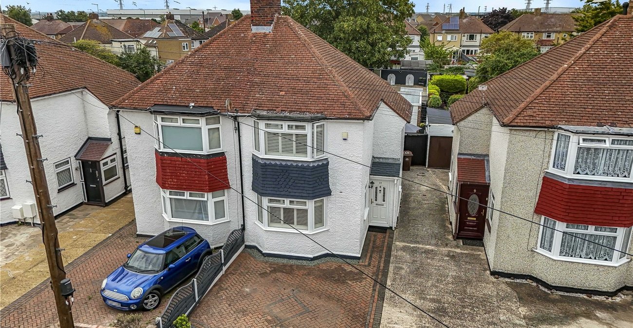 3 bedroom house for sale in Dartford | Robinson Jackson