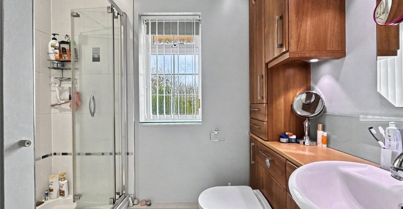 4 bedroom bungalow for sale in Parkwood | Robinson Michael & Jackson