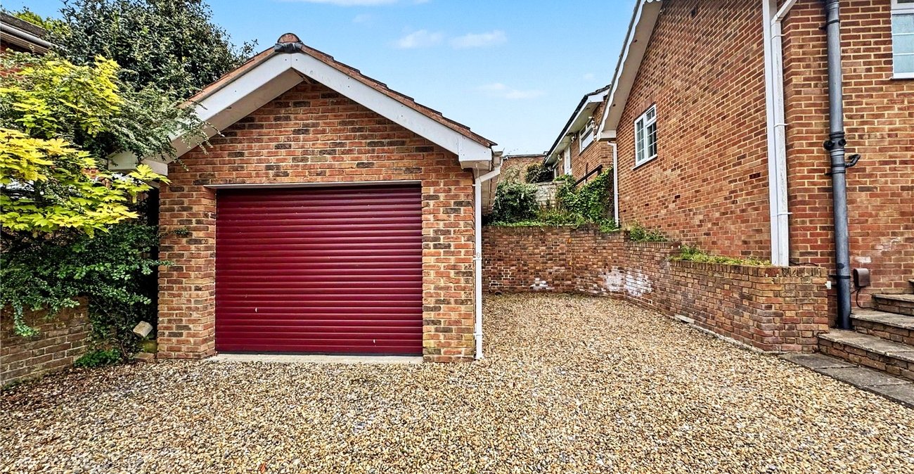 4 bedroom bungalow for sale in Parkwood | Robinson Michael & Jackson