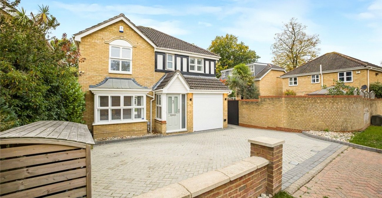 4 bedroom house for sale in Orpington South | Robinson Jackson