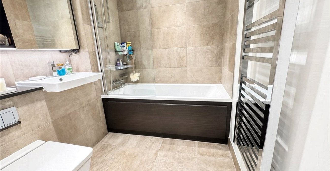 1 bedroom property for sale in Orpington | Robinson Jackson