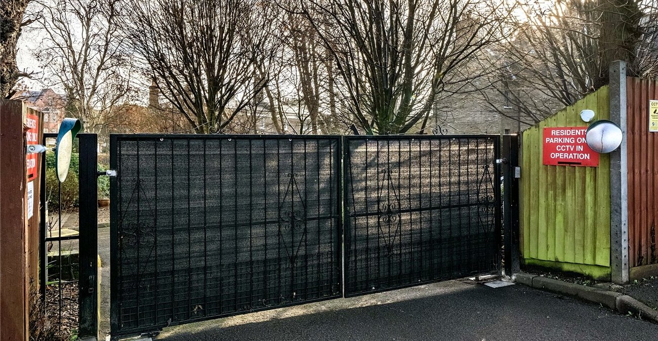 1 bedroom property for sale in Jews Walk | Robinson Jackson