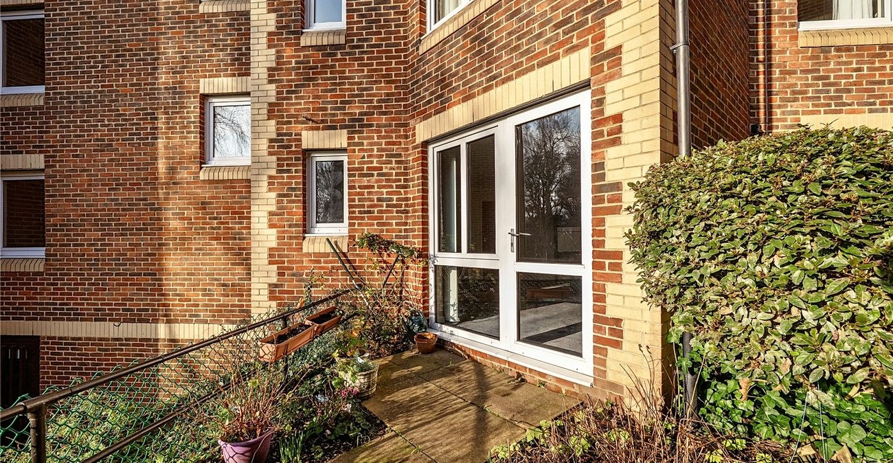 1 bedroom property for sale in Jews Walk | Robinson Jackson