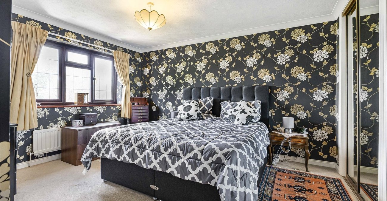 4 bedroom house for sale in Rochester | Robinson Michael & Jackson