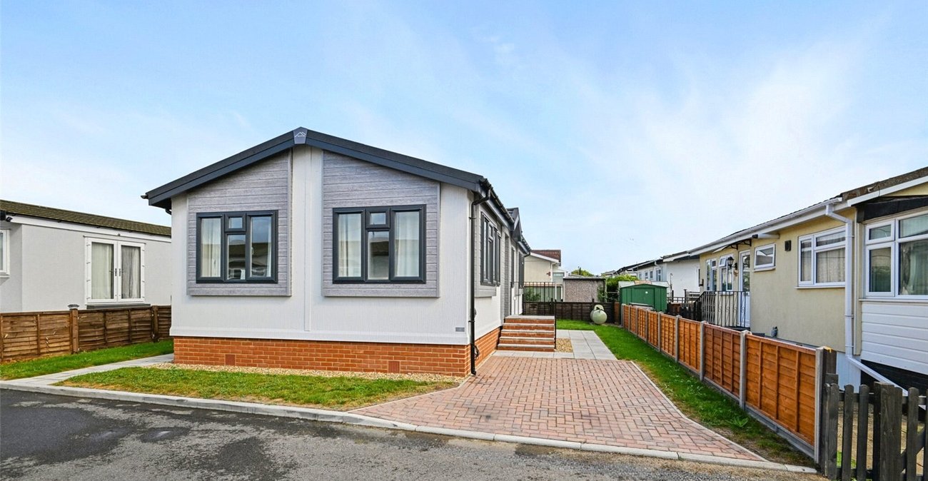 2 bedroom bungalow for sale in Vicarage Lane | Robinson Michael & Jackson