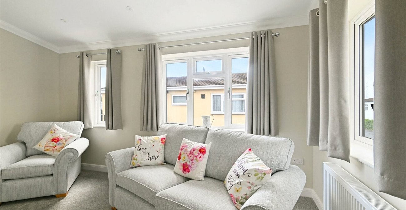 2 bedroom bungalow for sale in Vicarage Lane | Robinson Michael & Jackson