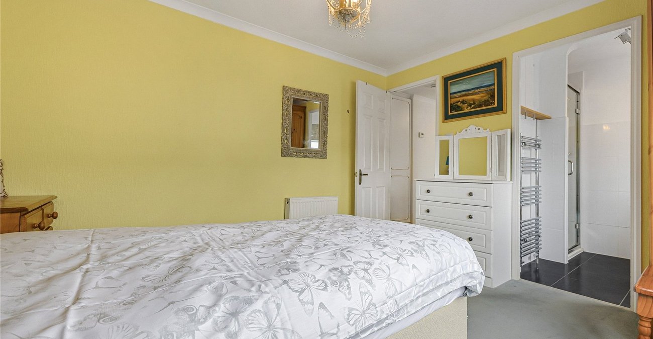2 bedroom bungalow for sale in Vicarage Lane | Robinson Michael & Jackson