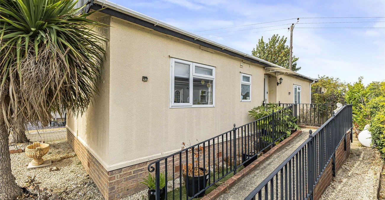 2 bedroom bungalow for sale in Vicarage Lane | Robinson Michael & Jackson