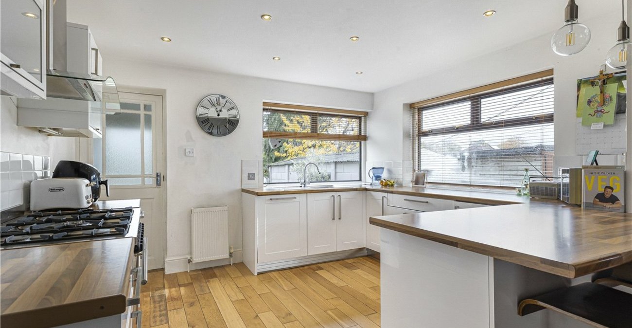 3 bedroom house for sale in Orpington | Robinson Jackson