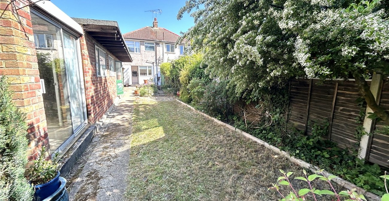 2 bedroom house for sale in South Welling | Robinson Jackson