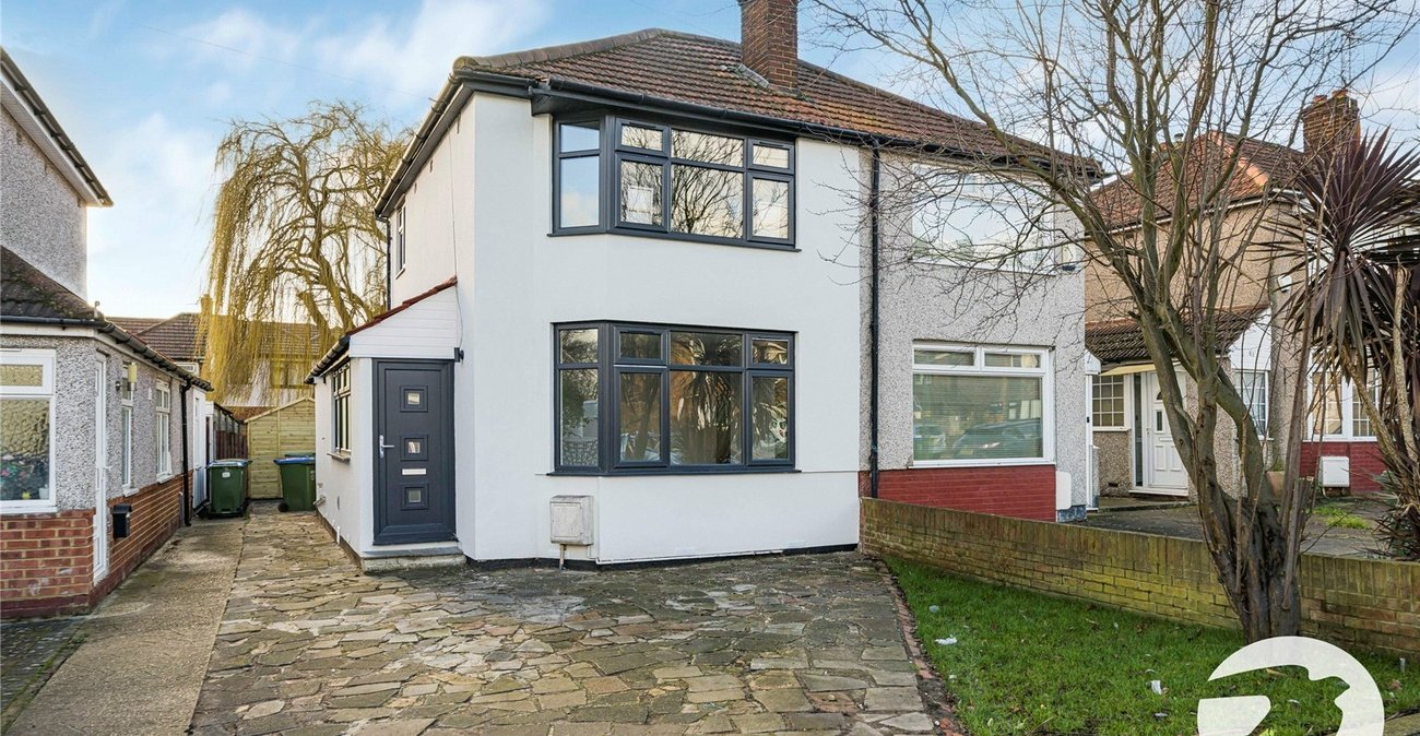 2 bedroom house for sale in South Welling | Robinson Jackson