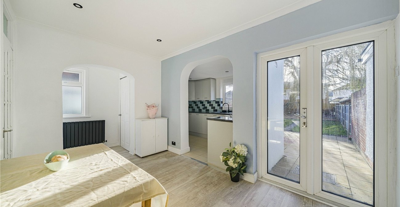 2 bedroom house for sale in South Welling | Robinson Jackson