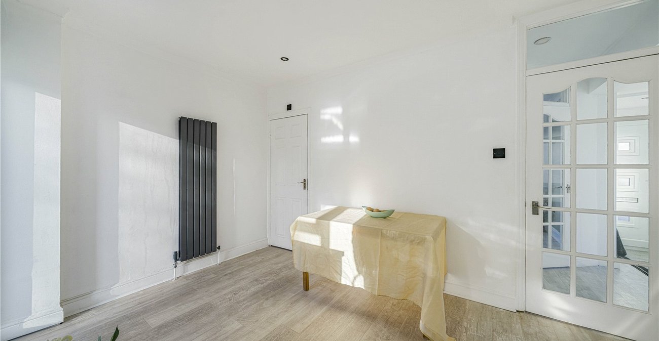 2 bedroom house for sale in South Welling | Robinson Jackson