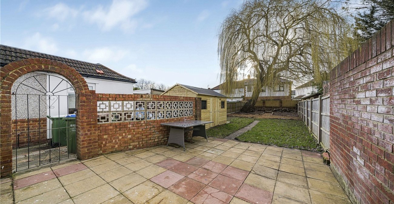 2 bedroom house for sale in South Welling | Robinson Jackson