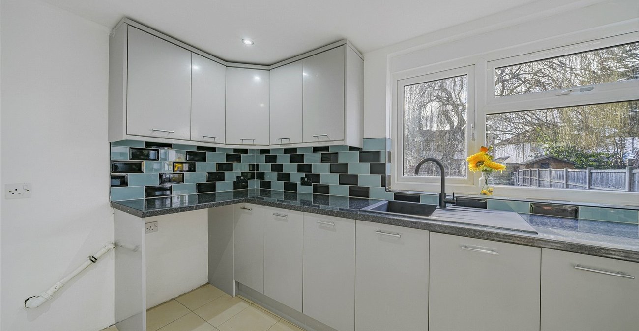 2 bedroom house for sale in South Welling | Robinson Jackson