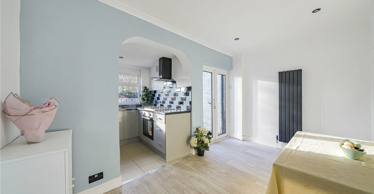 2 bedroom house for sale in South Welling | Robinson Jackson