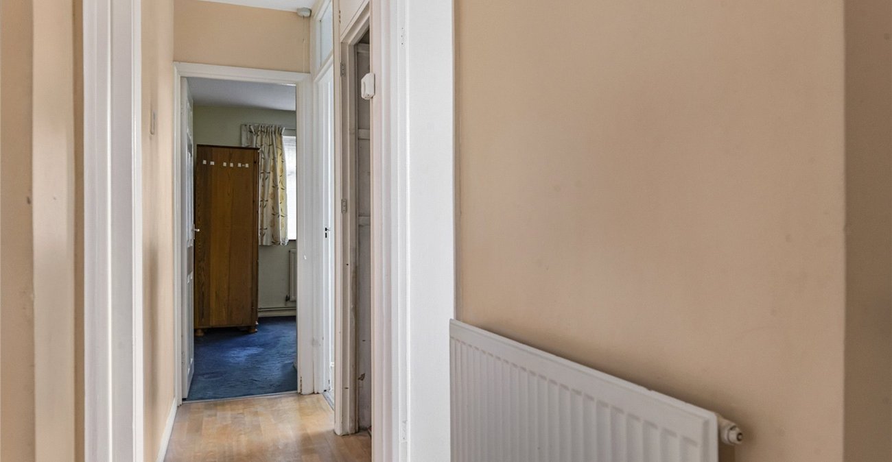 2 bedroom property for sale in South Welling | Robinson Jackson