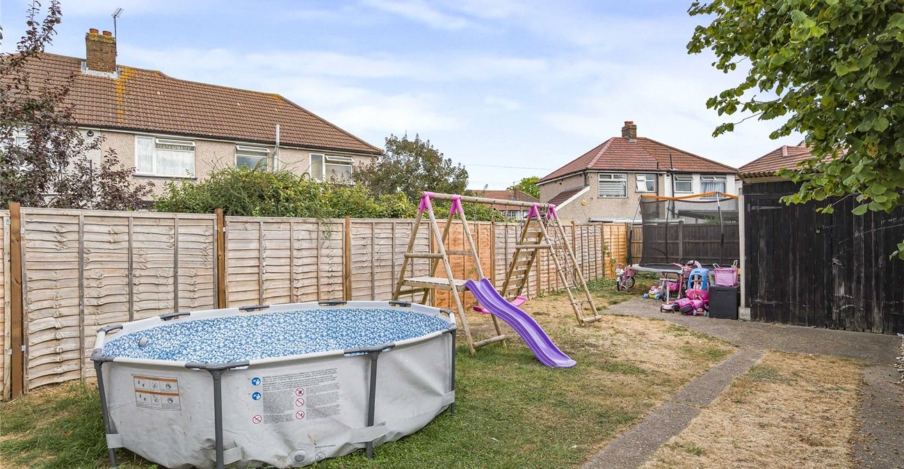 2 bedroom house for sale in South Welling | Robinson Jackson