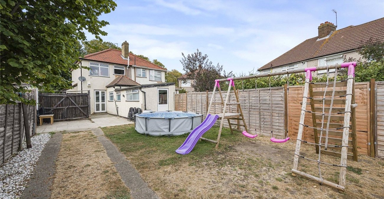 2 bedroom house for sale in South Welling | Robinson Jackson