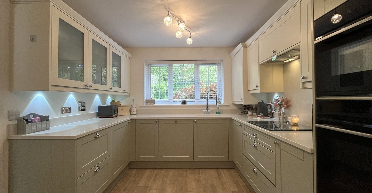 4 bedroom property for sale in Newington | Robinson Michael & Jackson