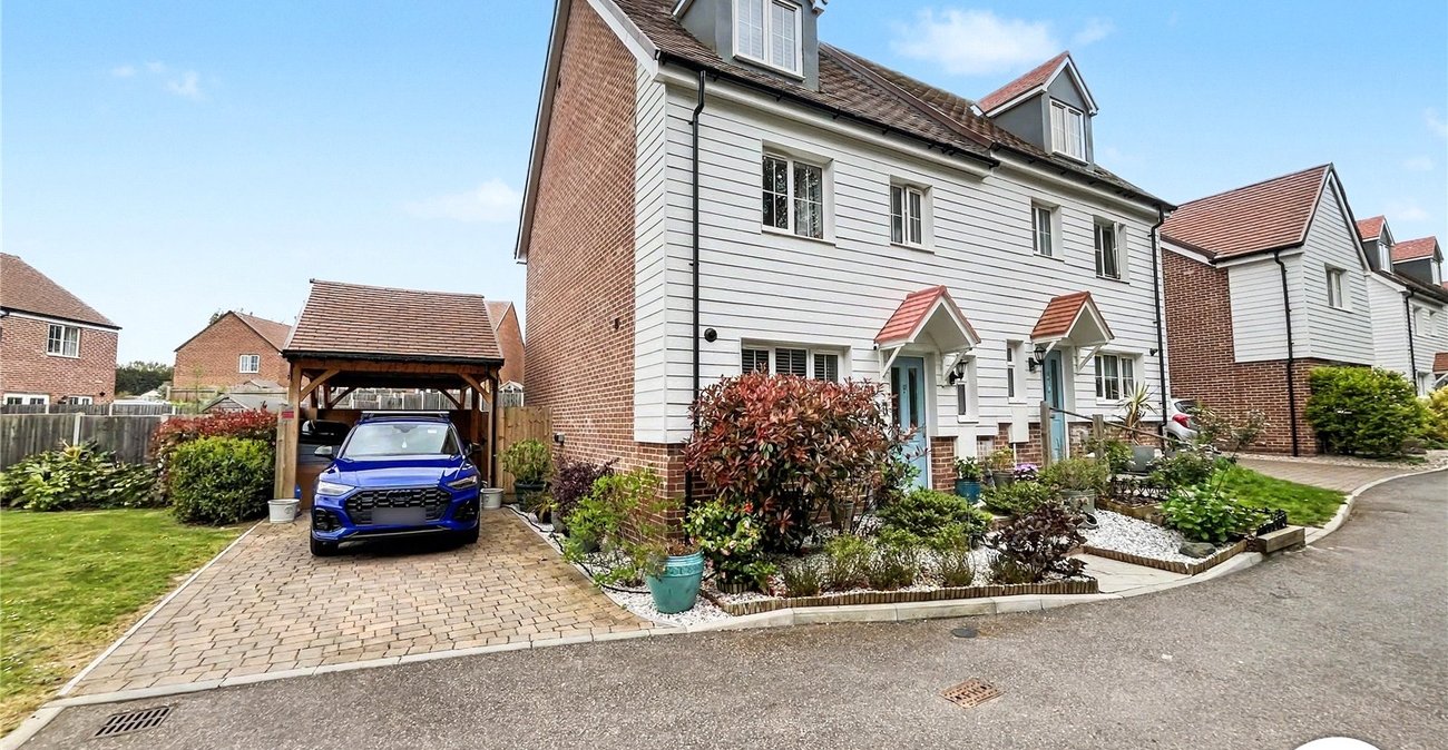 4 bedroom property for sale in Newington | Robinson Michael & Jackson