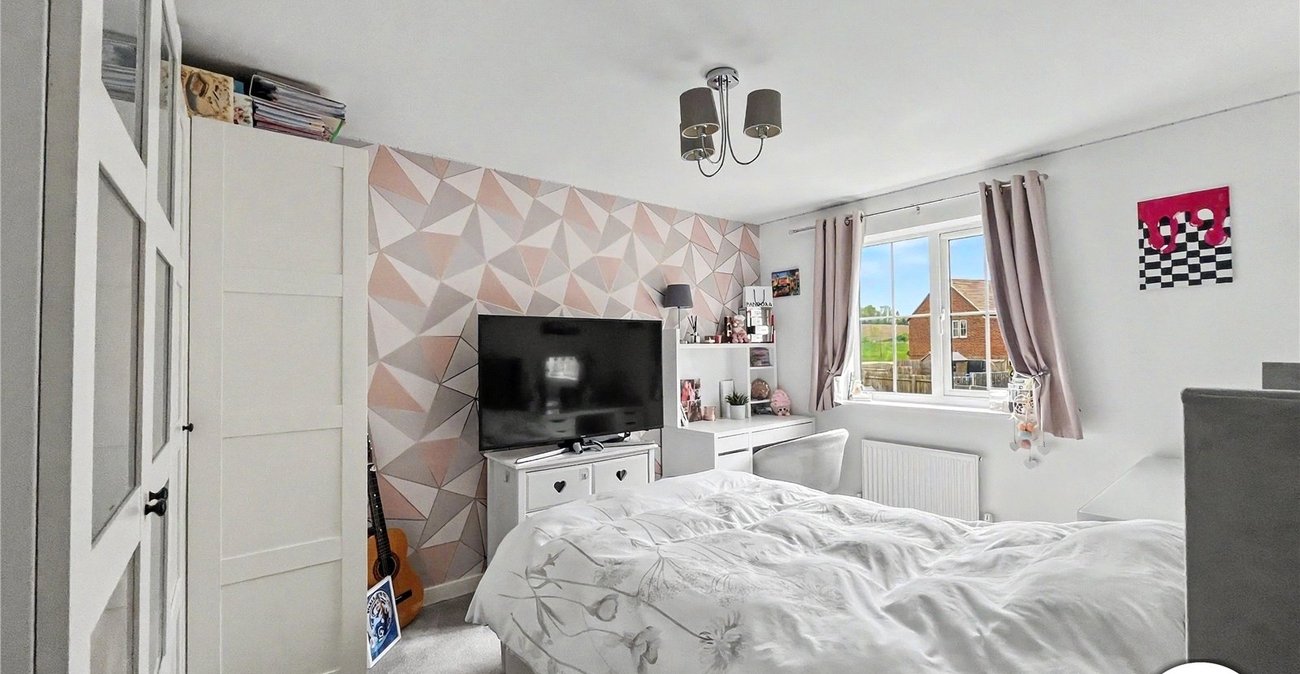 4 bedroom property for sale in Newington | Robinson Michael & Jackson