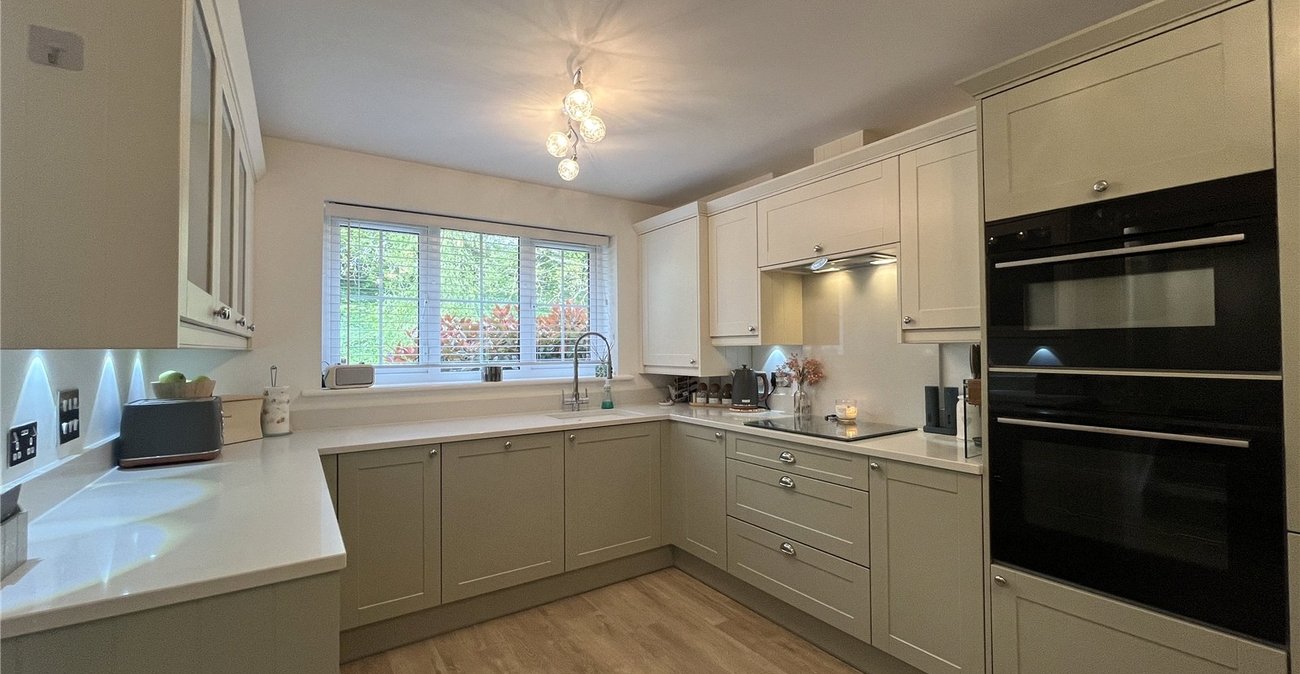 4 bedroom property for sale in Newington | Robinson Michael & Jackson