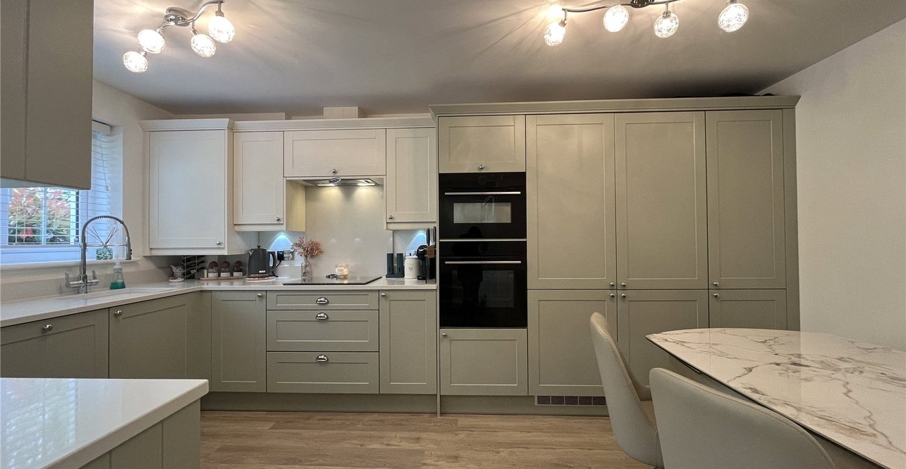4 bedroom property for sale in Newington | Robinson Michael & Jackson