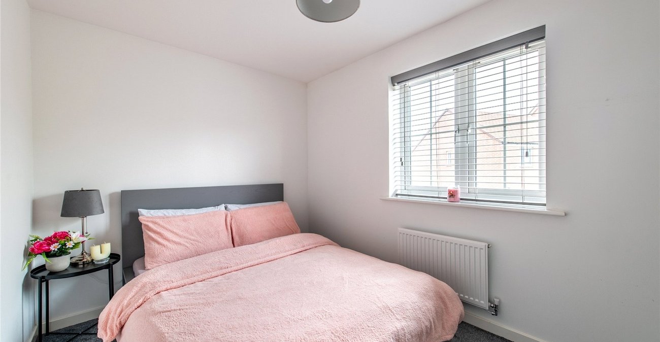 2 bedroom house for sale in Newington | Robinson Michael & Jackson