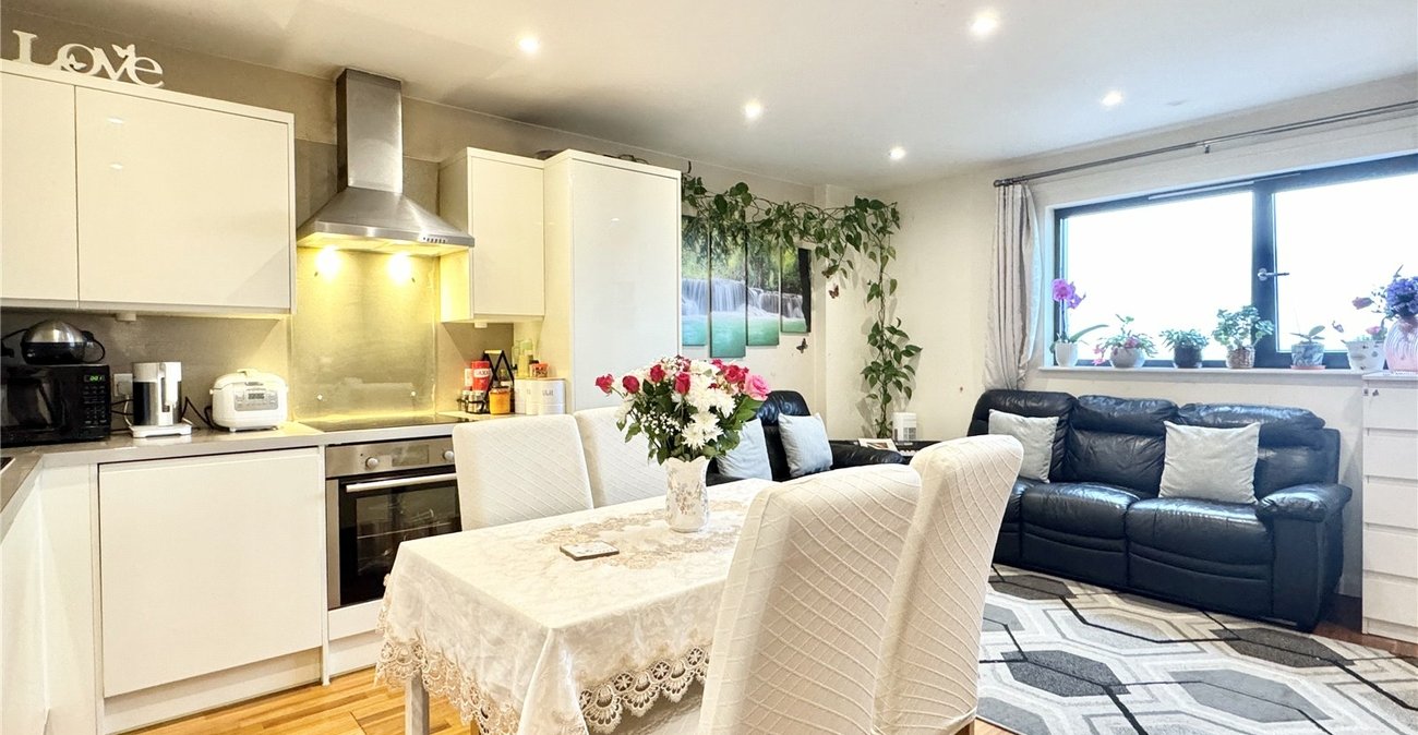 2 bedroom property for sale in Azalea Drive | Robinson Jackson