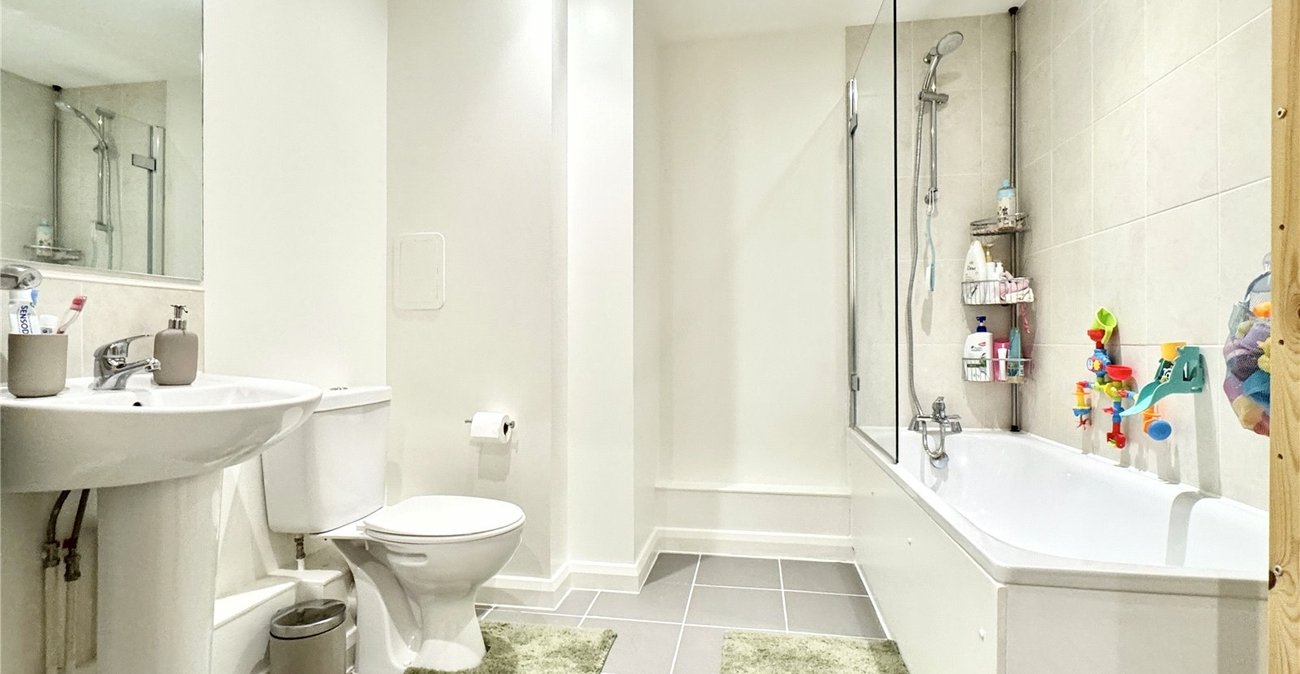 2 bedroom property for sale in Azalea Drive | Robinson Jackson