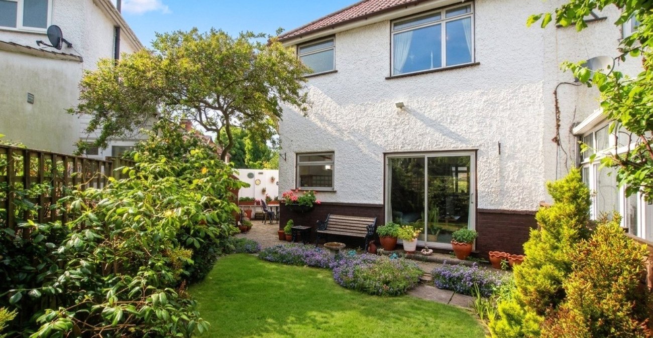3 bedroom house for sale in Charlton | Robinson Jackson