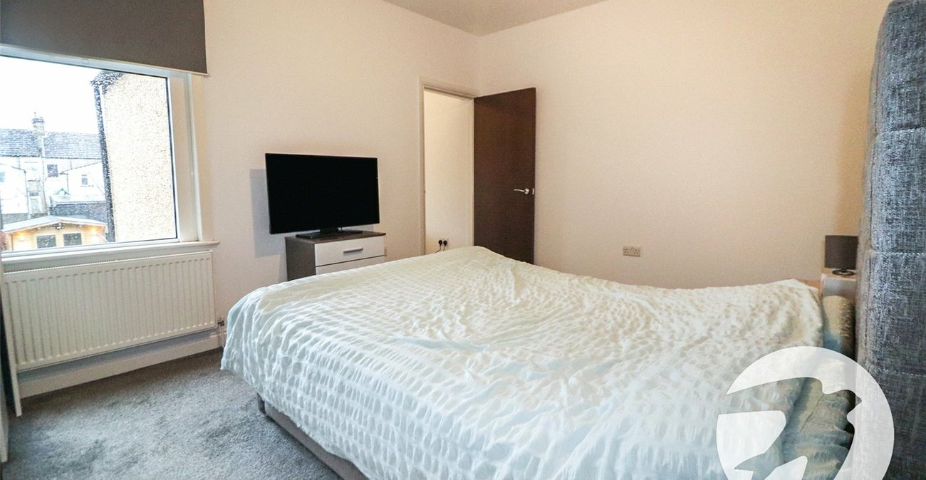 3 bedroom house for sale in Northumberland Heath | Robinson Jackson