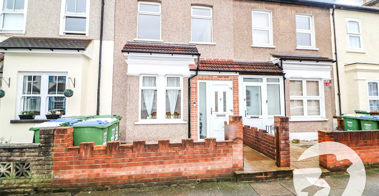 3 bedroom house for sale in Northumberland Heath | Robinson Jackson