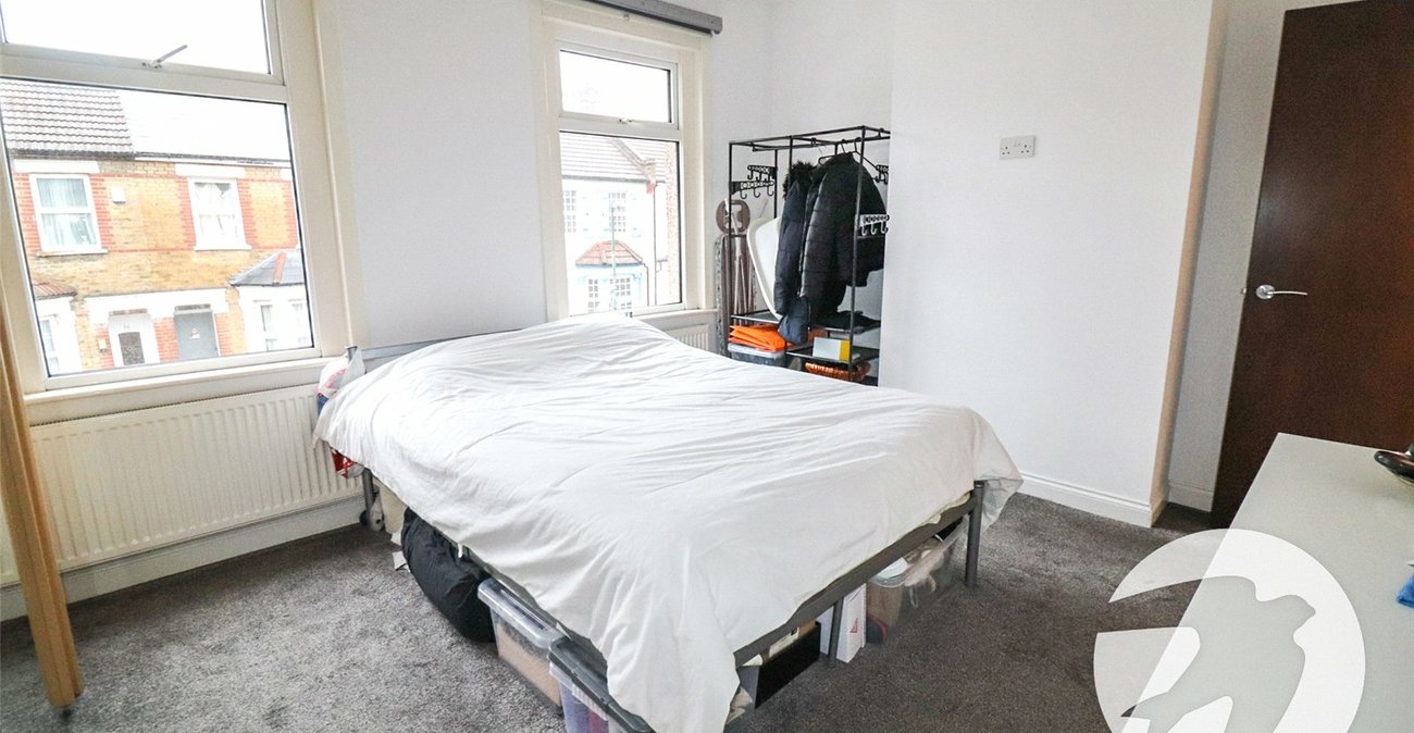 3 bedroom house for sale in Northumberland Heath | Robinson Jackson