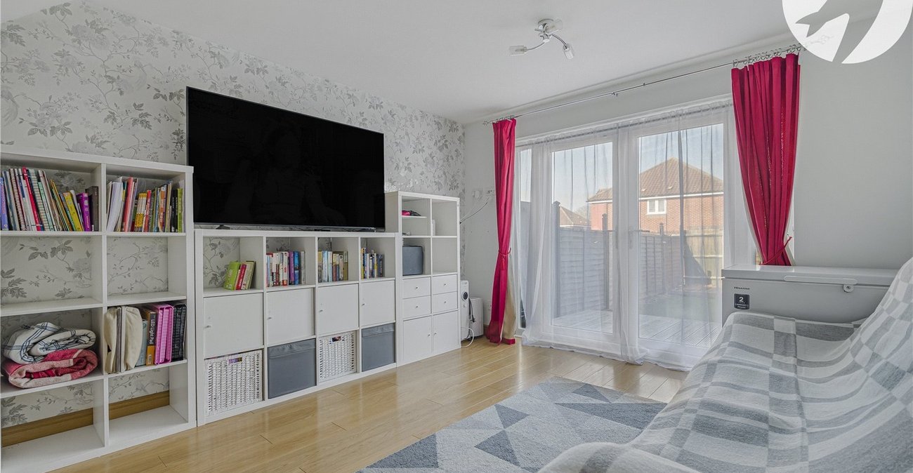 2 bedroom house for sale in Dartford | Robinson Jackson