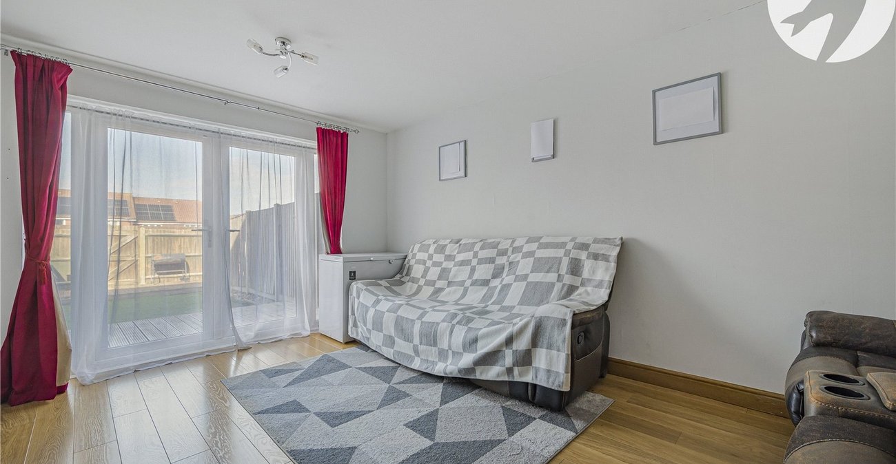 2 bedroom house for sale in Dartford | Robinson Jackson