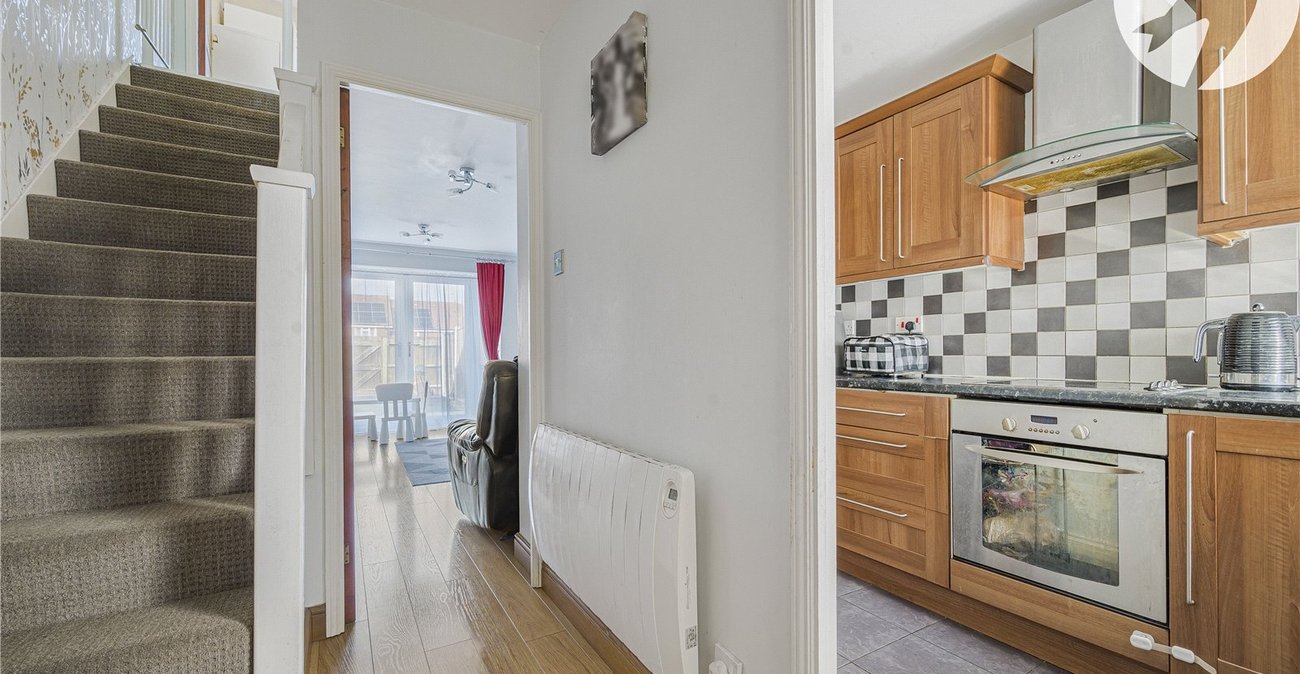 2 bedroom house for sale in Dartford | Robinson Jackson