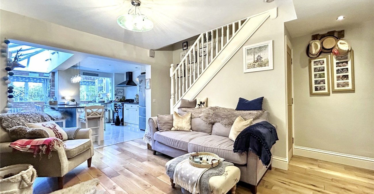 3 bedroom house for sale in Rainham | Robinson Michael & Jackson