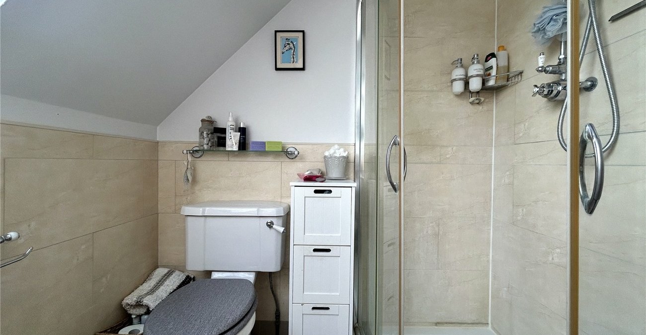 3 bedroom house for sale in Rainham | Robinson Michael & Jackson