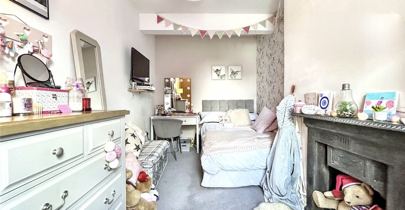 3 bedroom house for sale in Rainham | Robinson Michael & Jackson