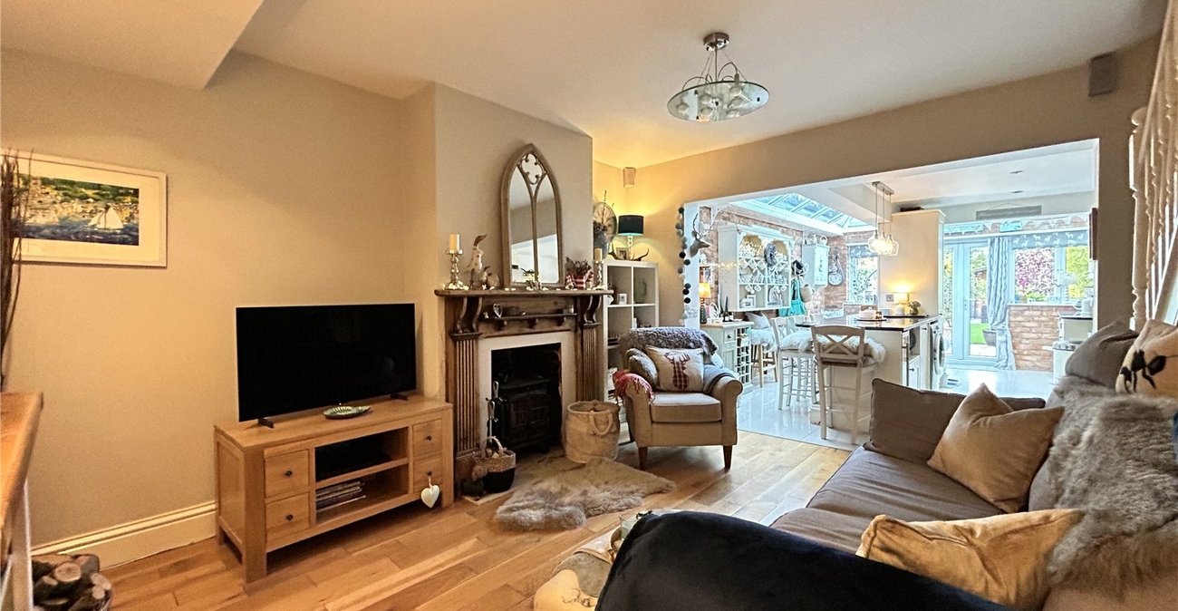 3 bedroom house for sale in Rainham | Robinson Michael & Jackson