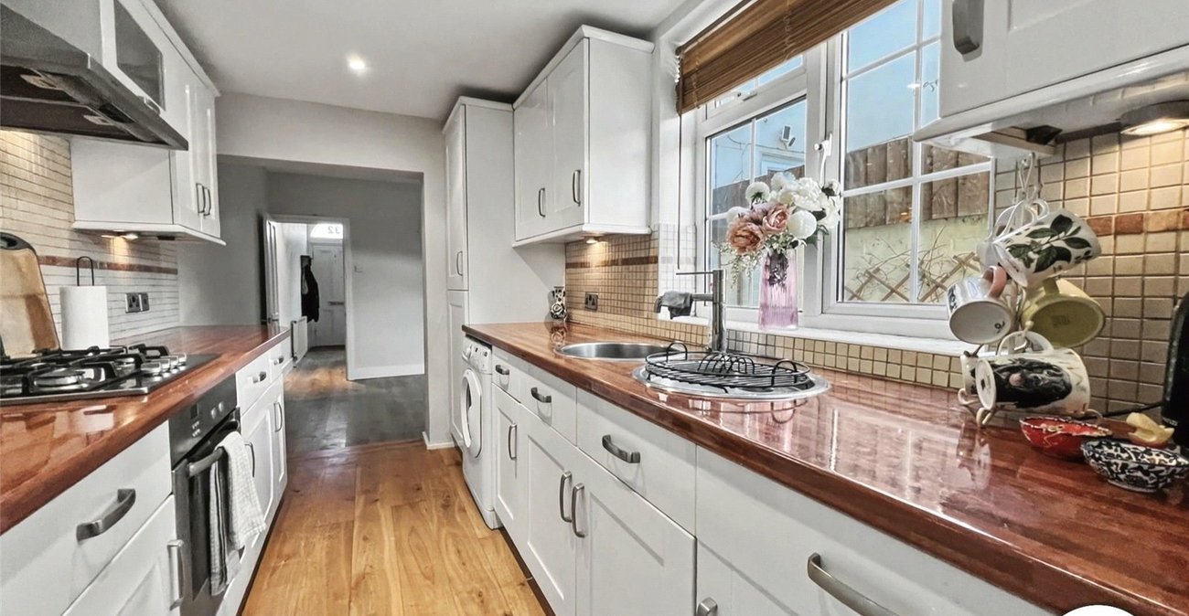 2 bedroom house for sale in Rochester | Robinson Michael & Jackson