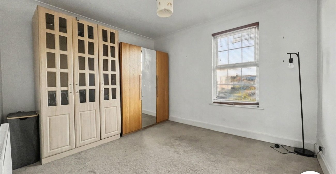 2 bedroom house for sale in Rochester | Robinson Michael & Jackson