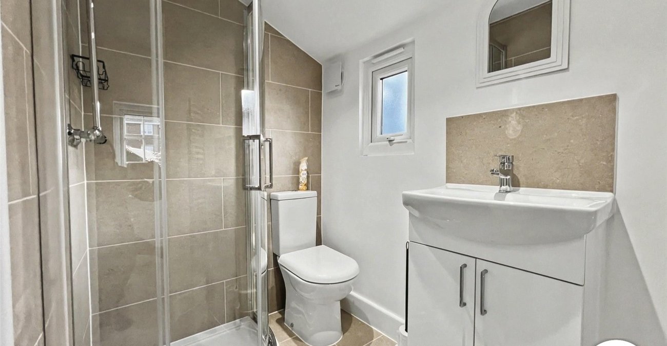 2 bedroom house for sale in Rochester | Robinson Michael & Jackson