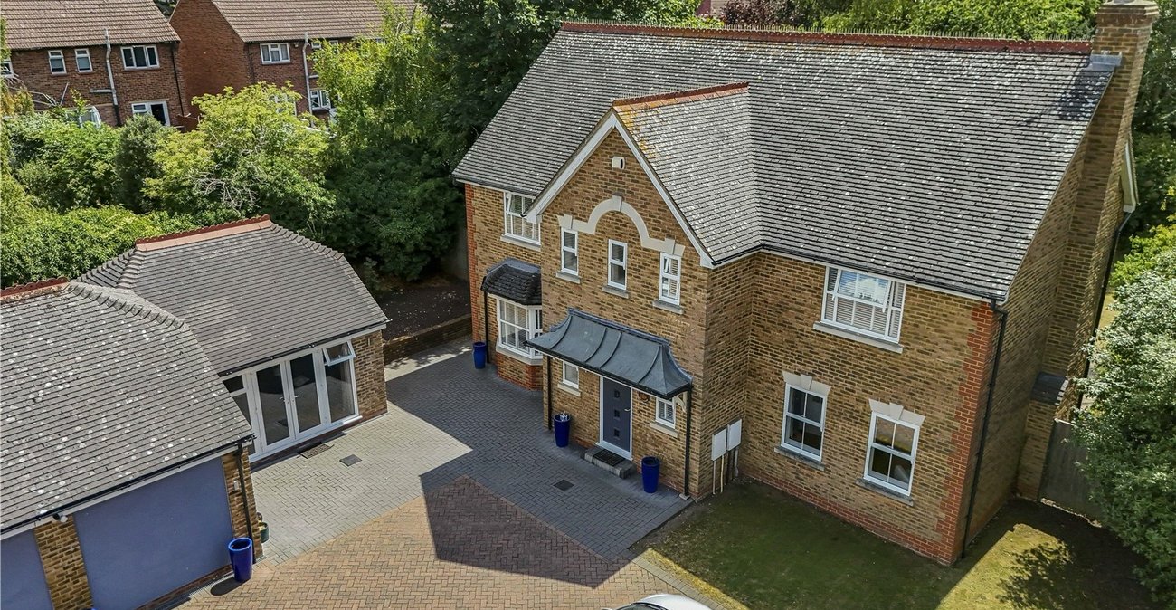 5 bedroom house for sale in Horton Kirby | Robinson Jackson