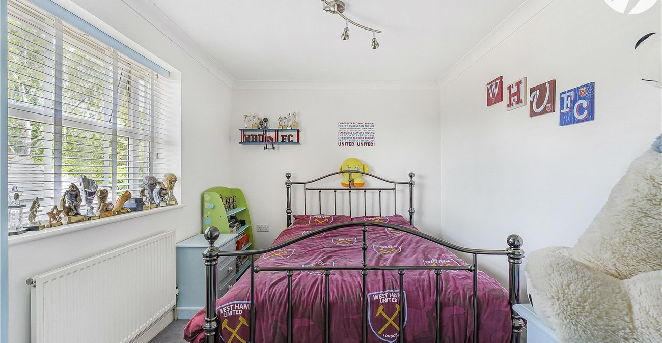 5 bedroom house for sale in Horton Kirby | Robinson Jackson