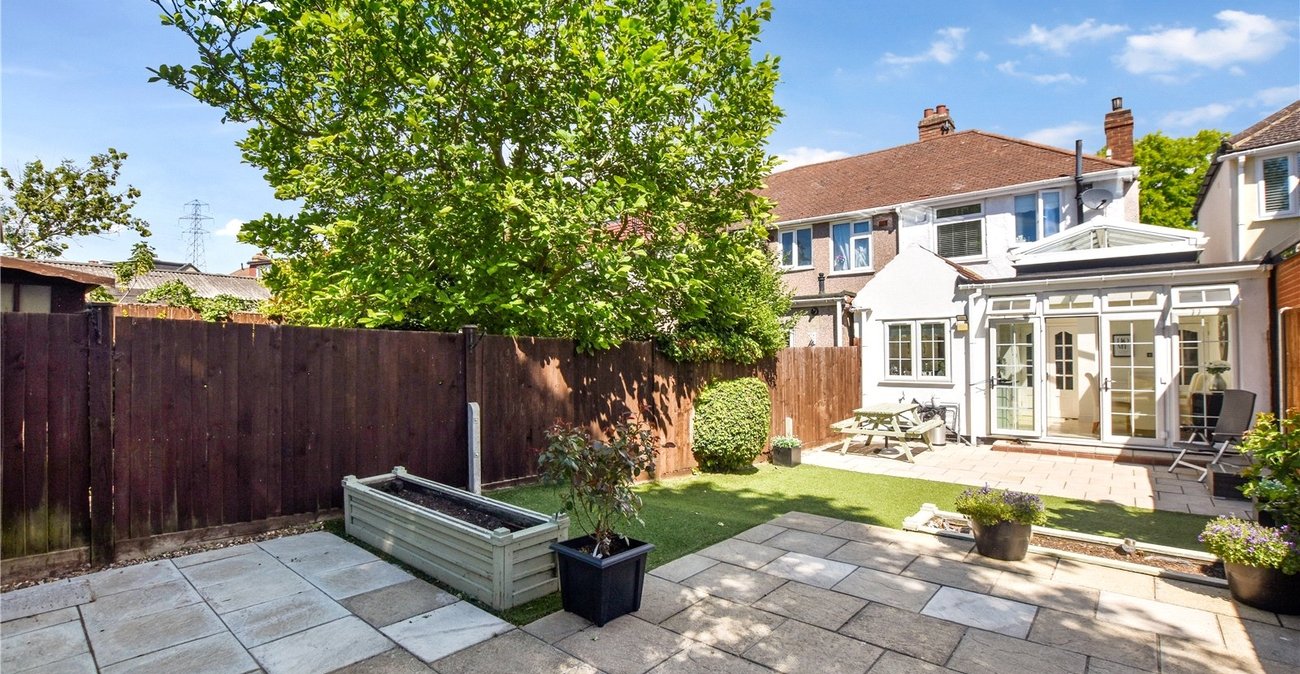 2 bedroom house for sale in Bexley | Robinson Jackson